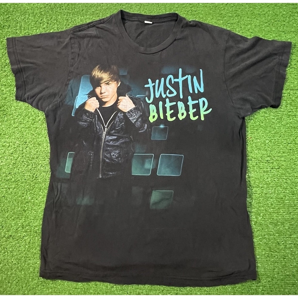 Vintage Justin Bieber Concert Tee LG 2010s Beiber Tour Shirt Tultex Black